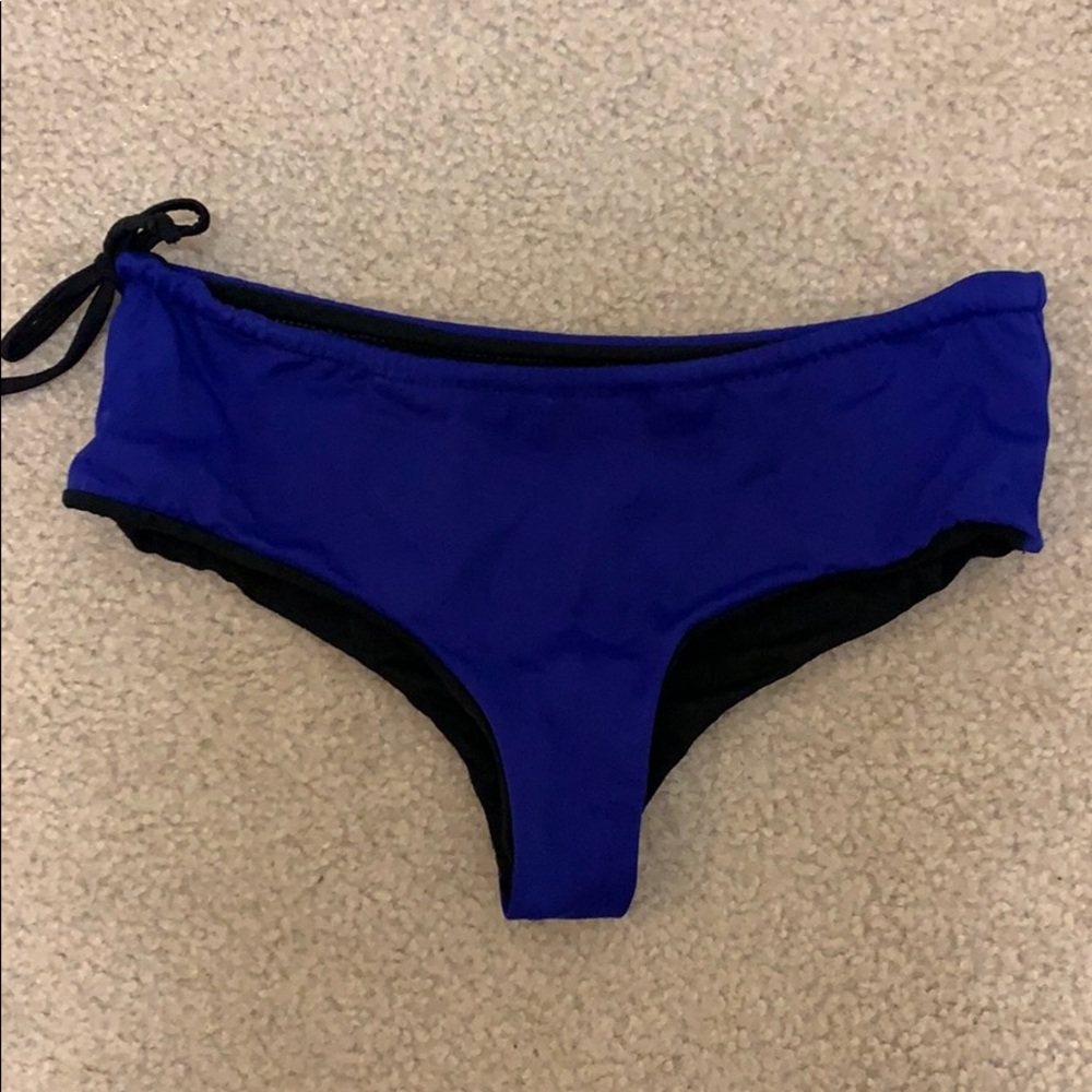 NWOT reversible bikini bottom from Sensi Graves!